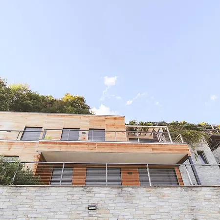 Terrenas Apartman Vercana